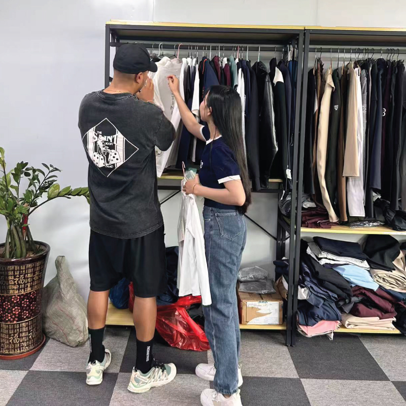 China clothing manufacturer - customer visiting